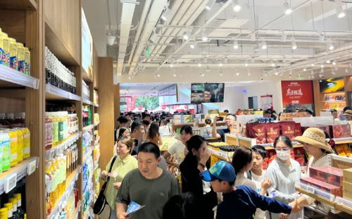 东方甄选郑州线下首店开门迎客 专注社区服务，升级即时零售体验